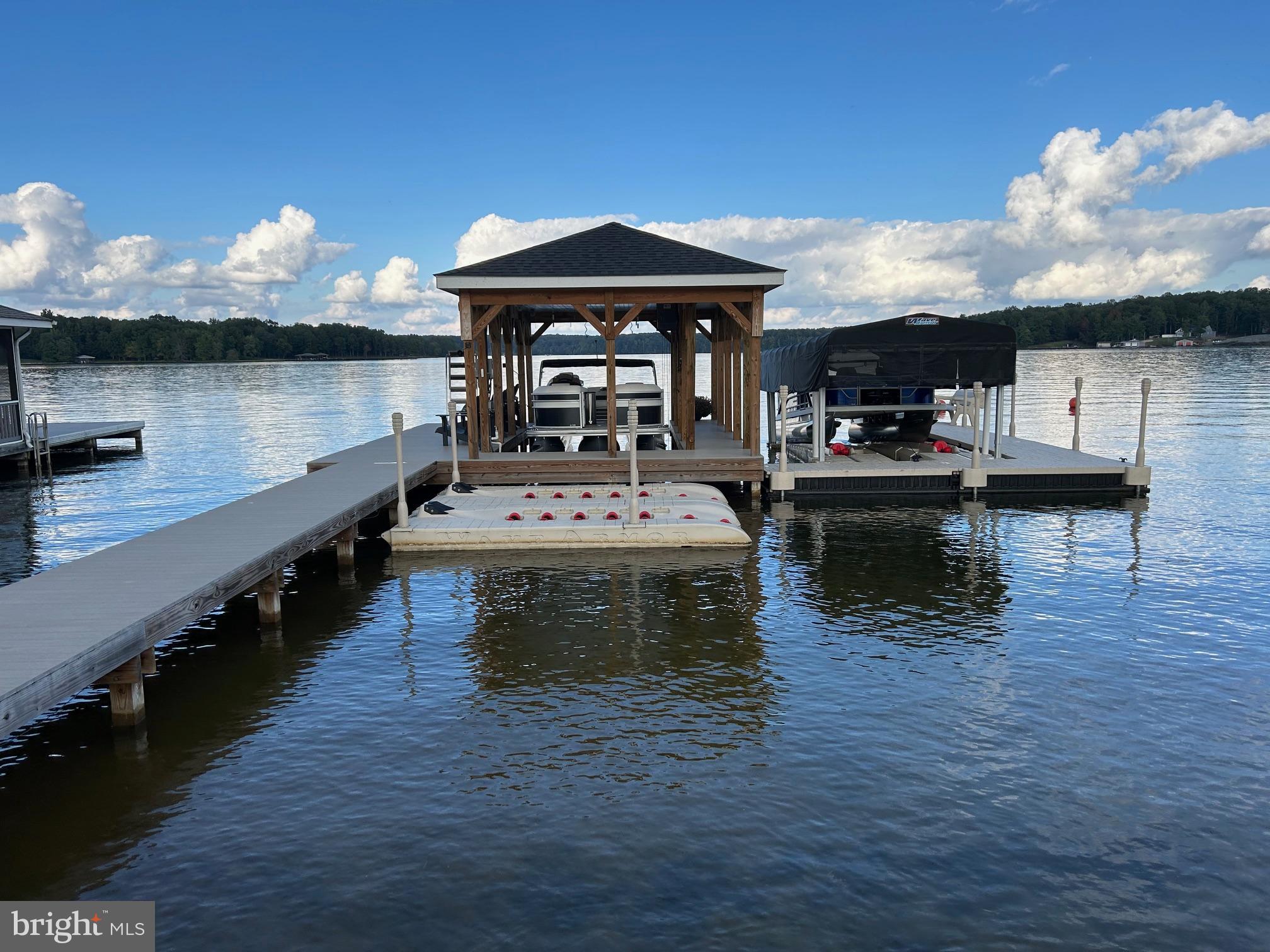 OAK GROVE ESTATES - Residential