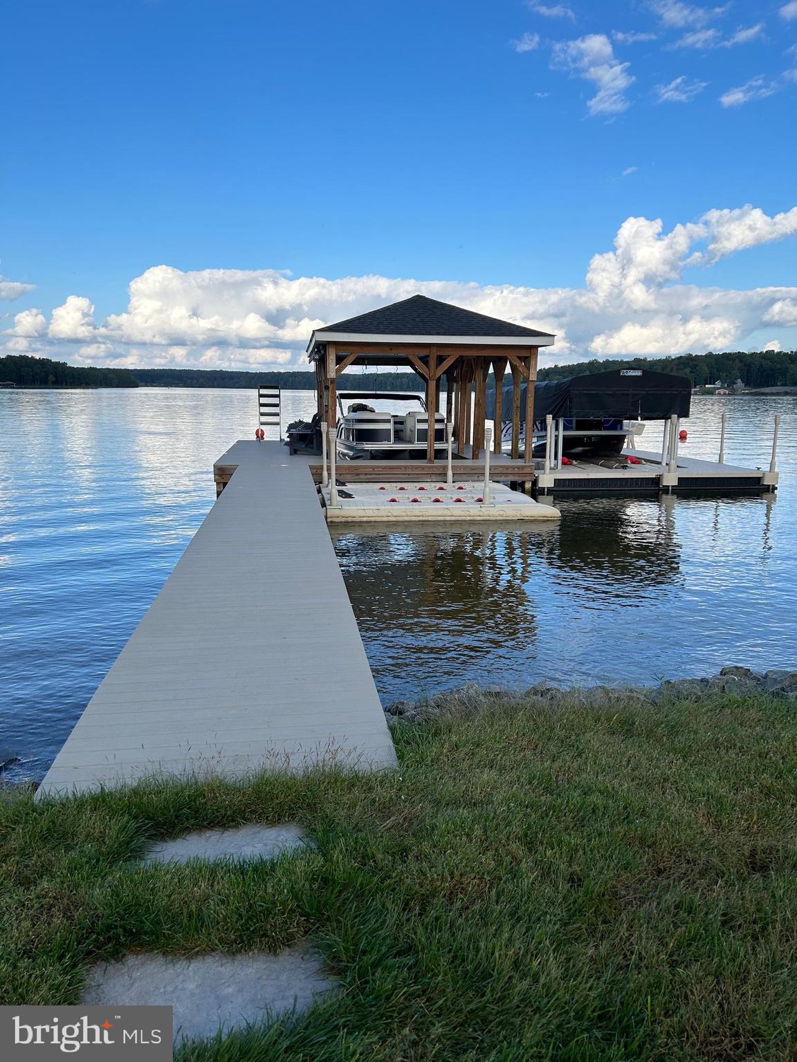 OAK GROVE ESTATES - Residential