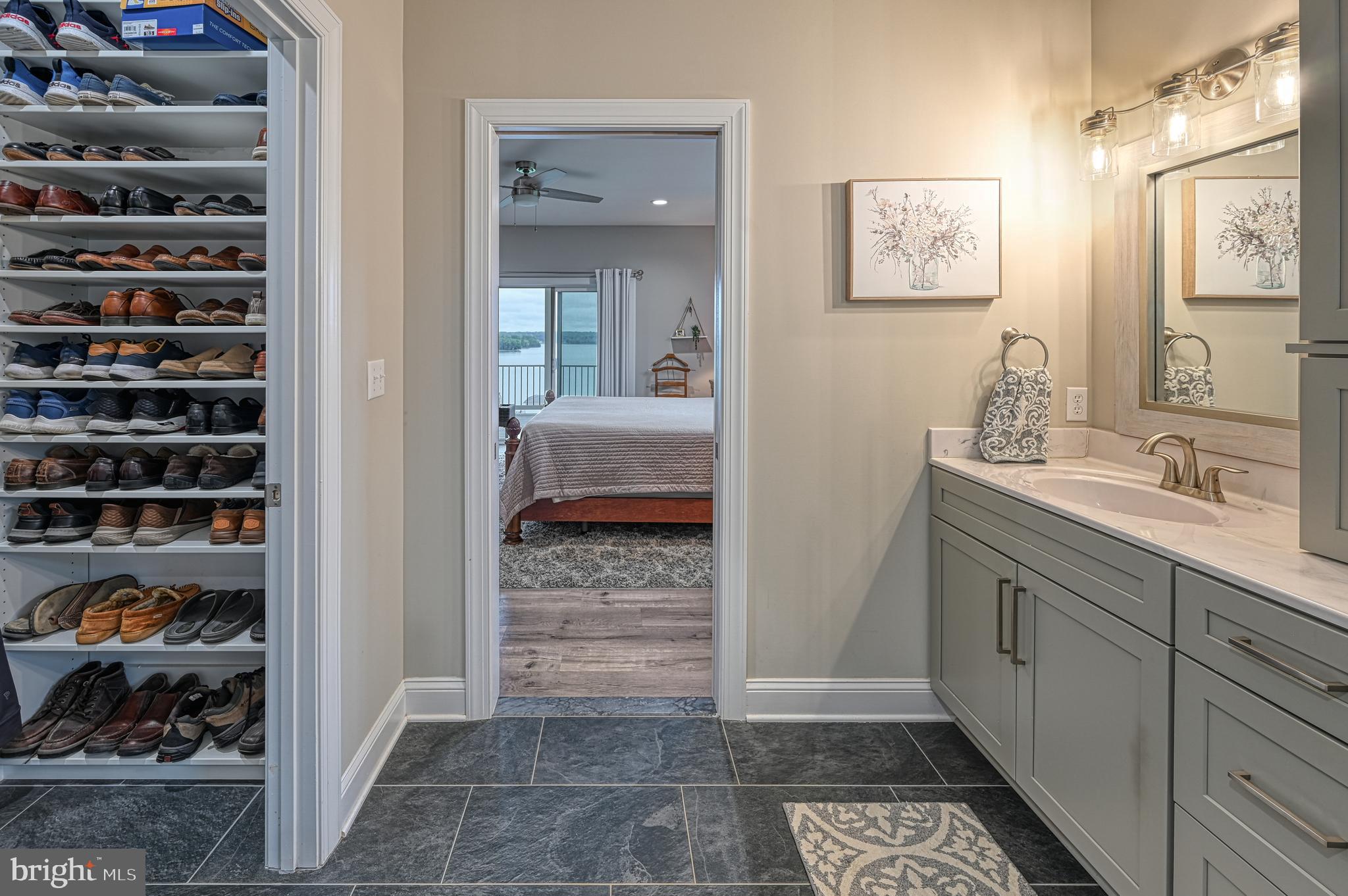 OAK GROVE ESTATES - Residential