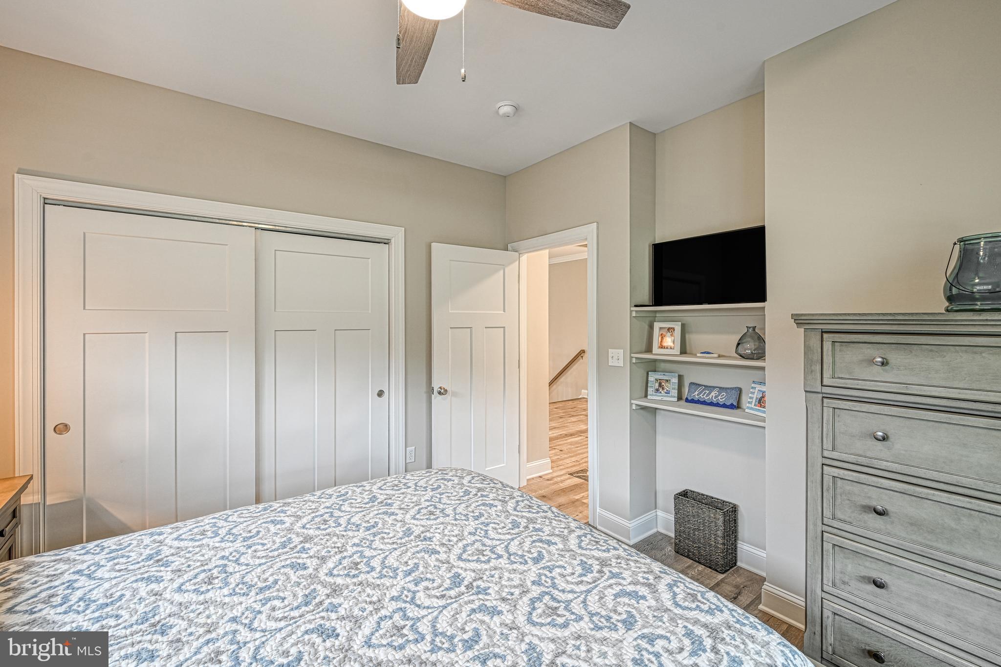 OAK GROVE ESTATES - Residential