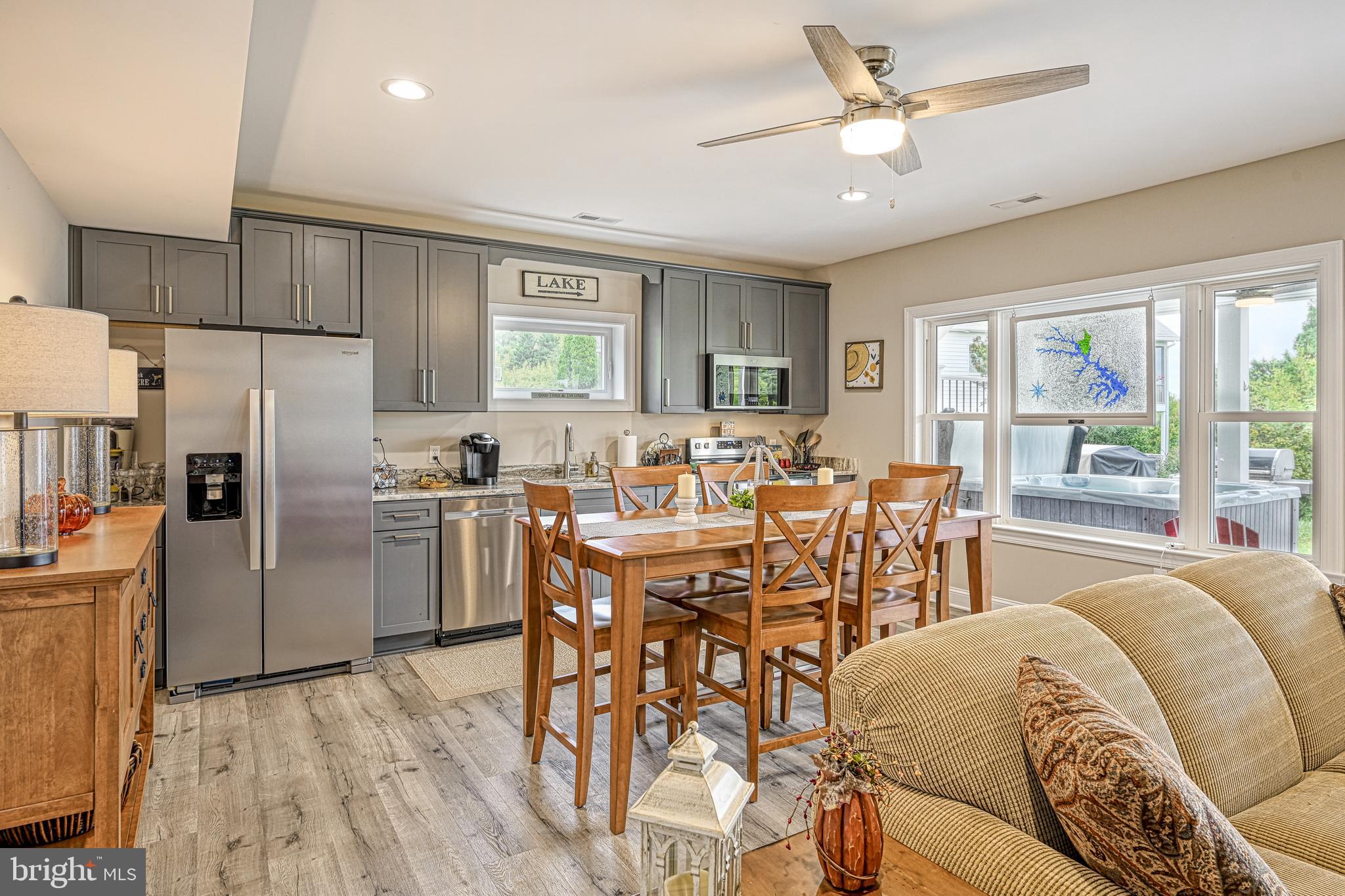 OAK GROVE ESTATES - Residential