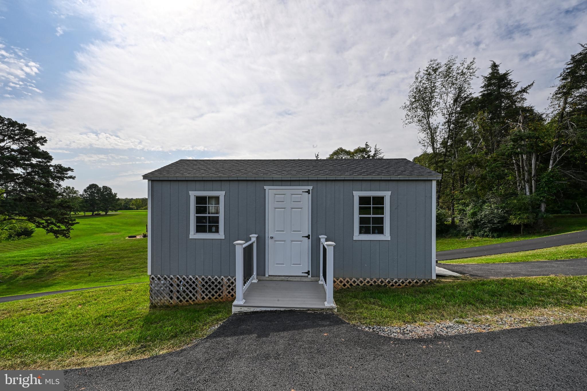 OAK GROVE ESTATES - Residential