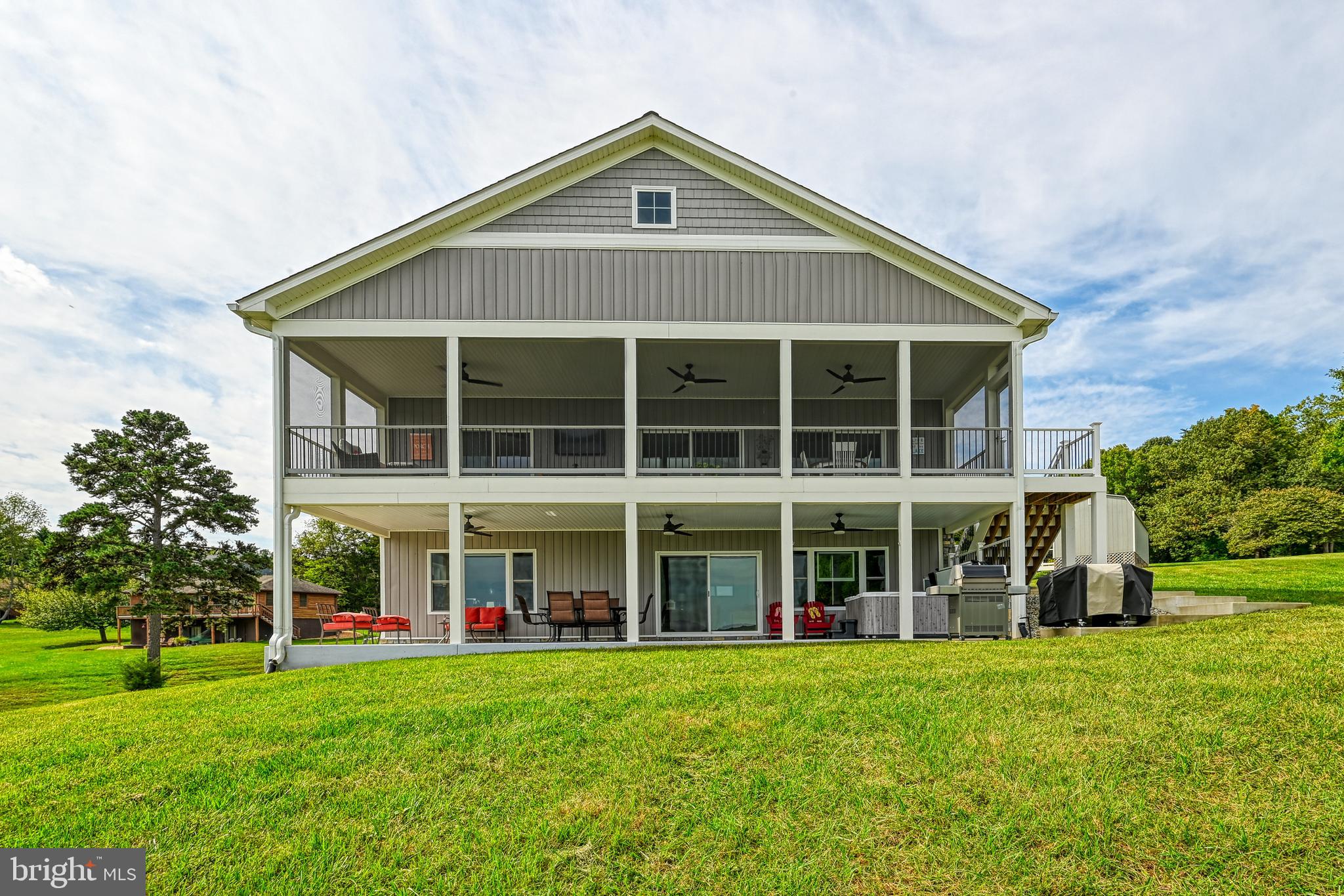 OAK GROVE ESTATES - Residential