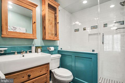 Tiny photo for 2536 S Walter Reed Drive #E, ARLINGTON, VA 22206 (MLS # VAAR2072414)