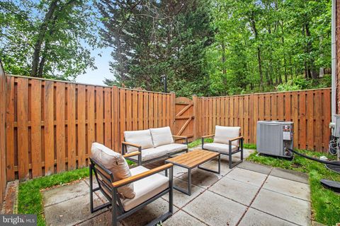 Tiny photo for 2536 S Walter Reed Drive #E, ARLINGTON, VA 22206 (MLS # VAAR2072414)