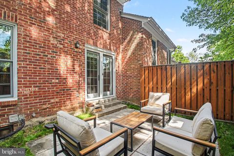 Tiny photo for 2536 S Walter Reed Drive #E, ARLINGTON, VA 22206 (MLS # VAAR2072414)