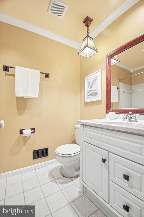 Tiny photo for 2536 S Walter Reed Drive #E, ARLINGTON, VA 22206 (MLS # VAAR2072414)