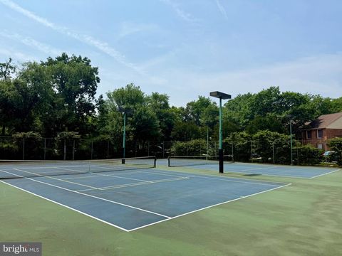 Tiny photo for 2536 S Walter Reed Drive #E, ARLINGTON, VA 22206 (MLS # VAAR2072414)