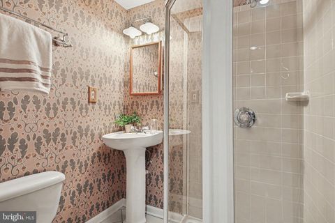 Tiny photo for 2536 S Walter Reed Drive #E, ARLINGTON, VA 22206 (MLS # VAAR2072414)