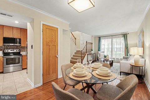 Tiny photo for 2536 S Walter Reed Drive #E, ARLINGTON, VA 22206 (MLS # VAAR2072414)