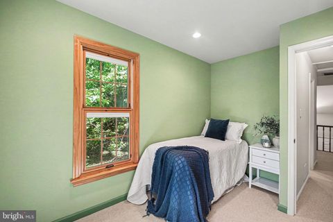 Tiny photo for 2536 S Walter Reed Drive #E, ARLINGTON, VA 22206 (MLS # VAAR2072414)