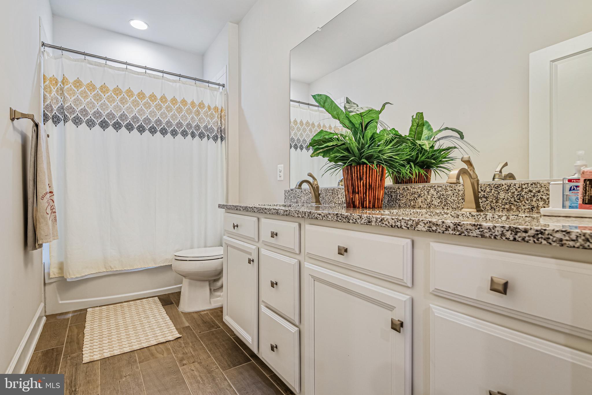 TURF VALLEY - Residential