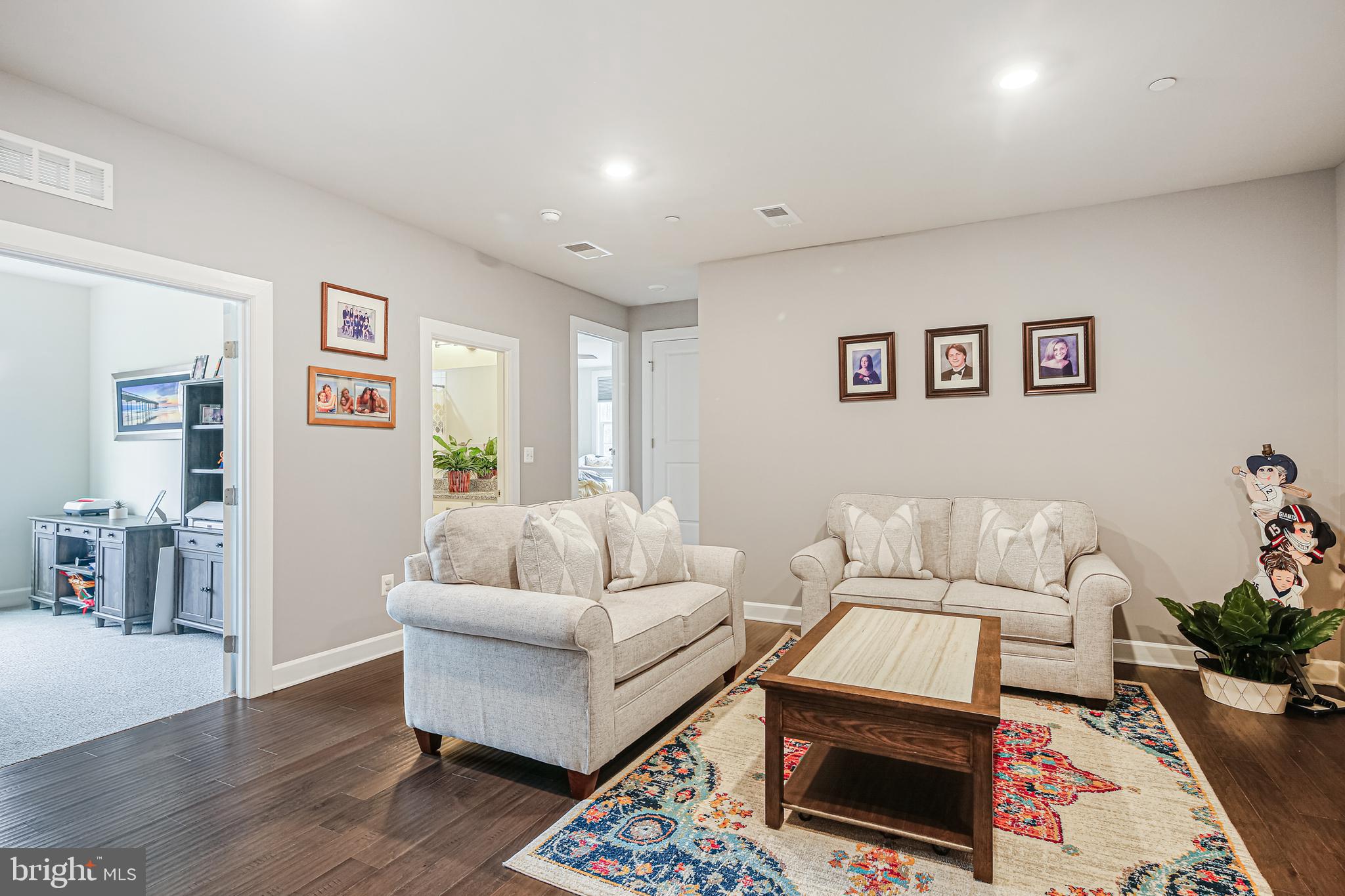 TURF VALLEY - Residential