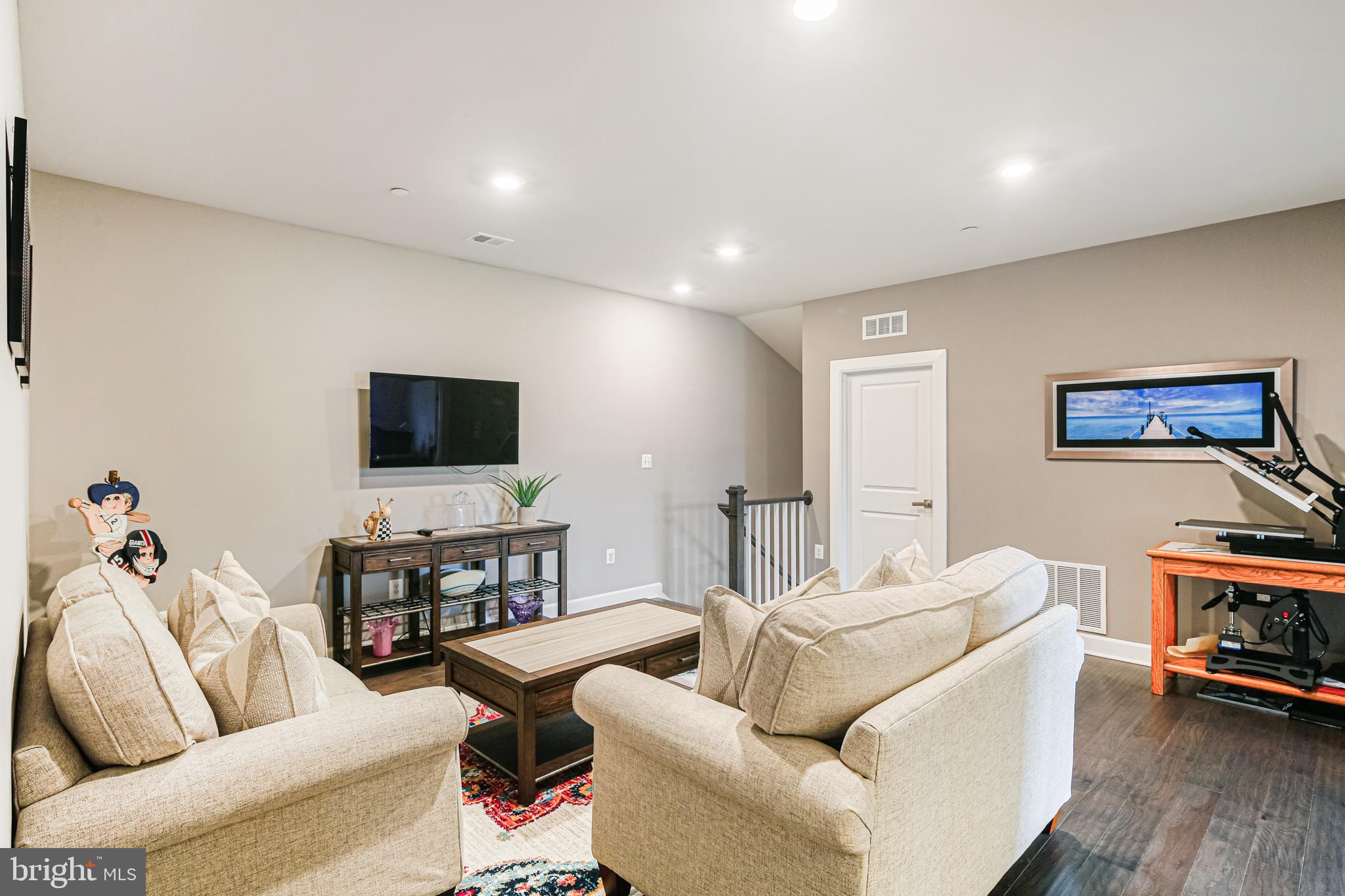 TURF VALLEY - Residential