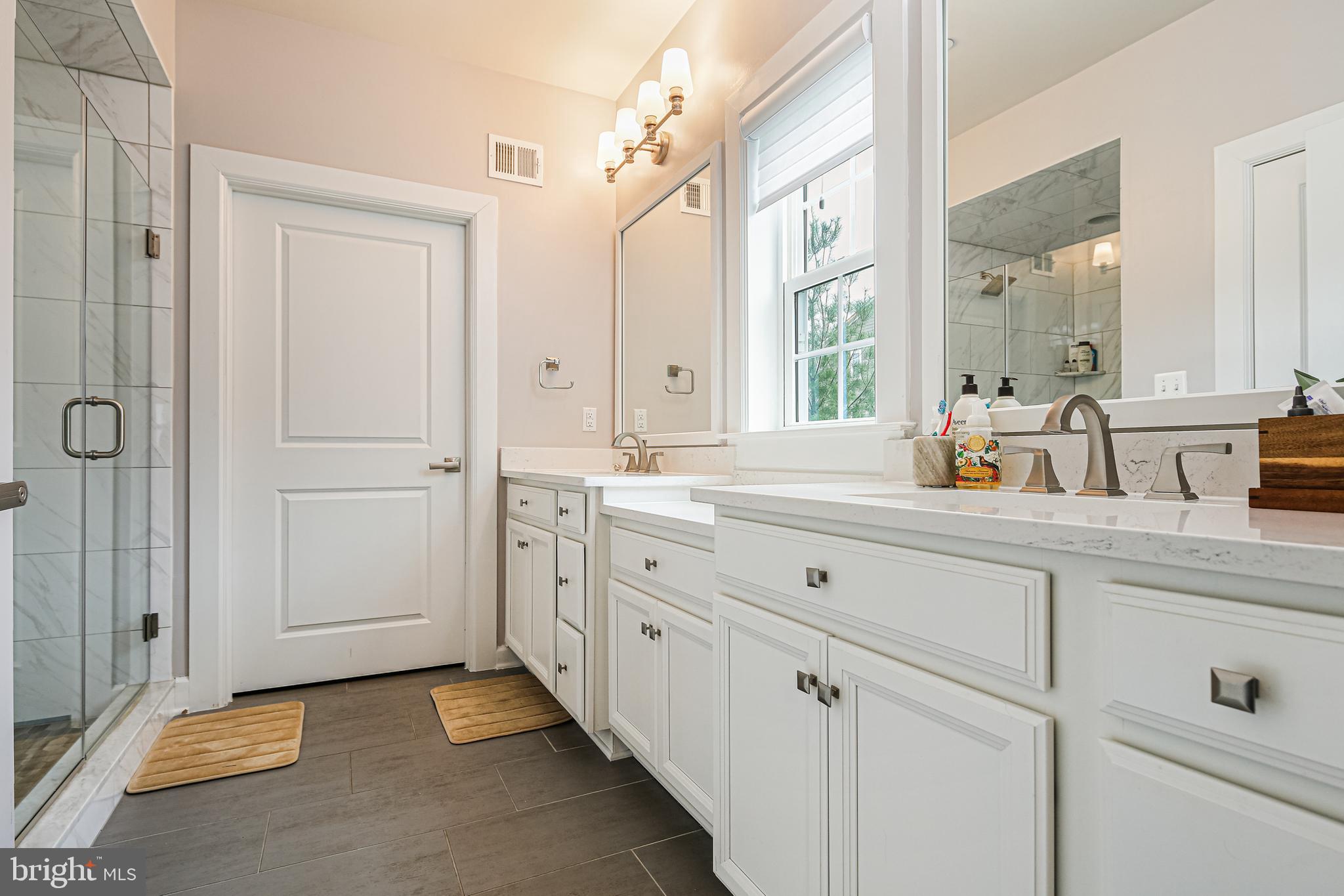 TURF VALLEY - Residential