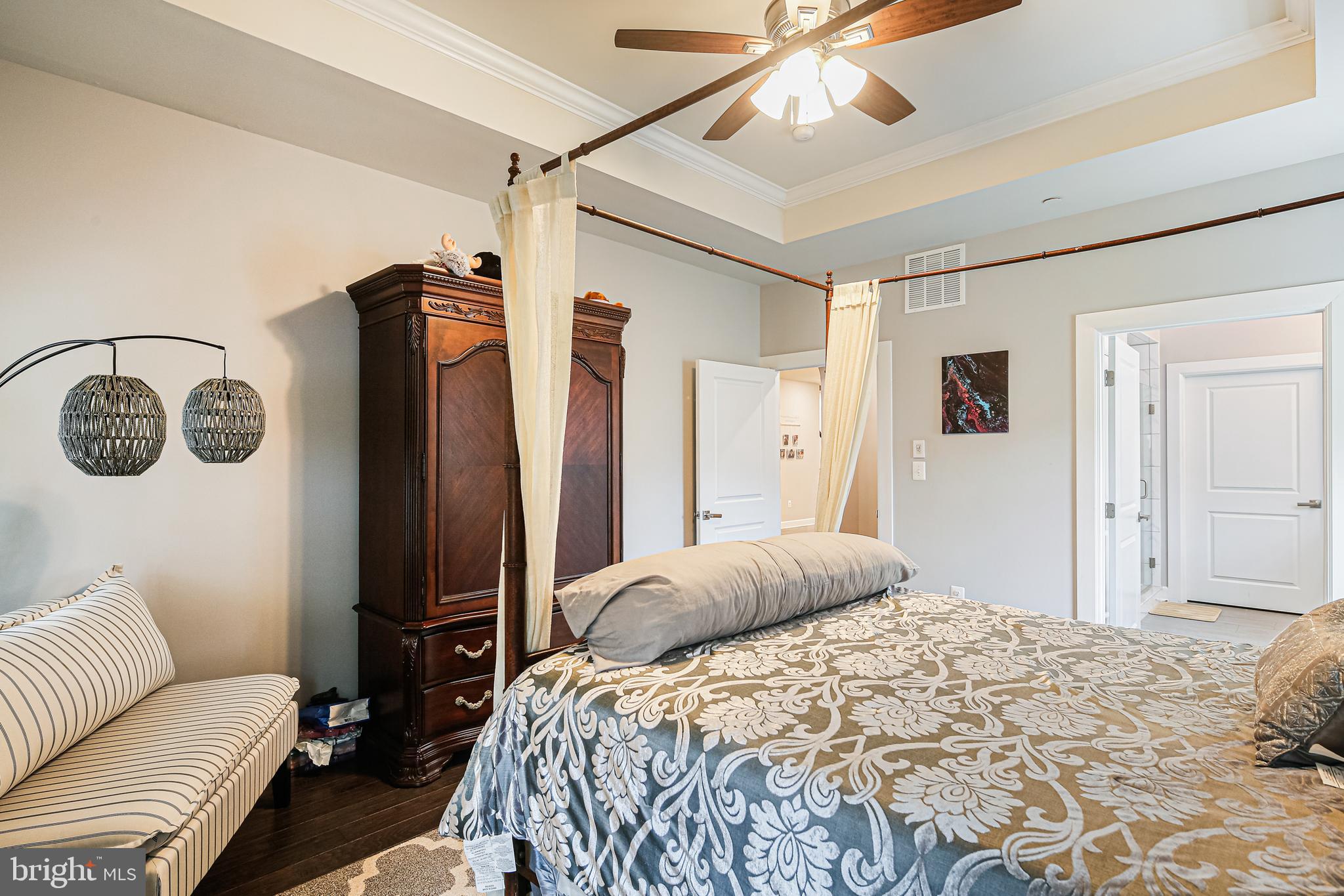 TURF VALLEY - Residential