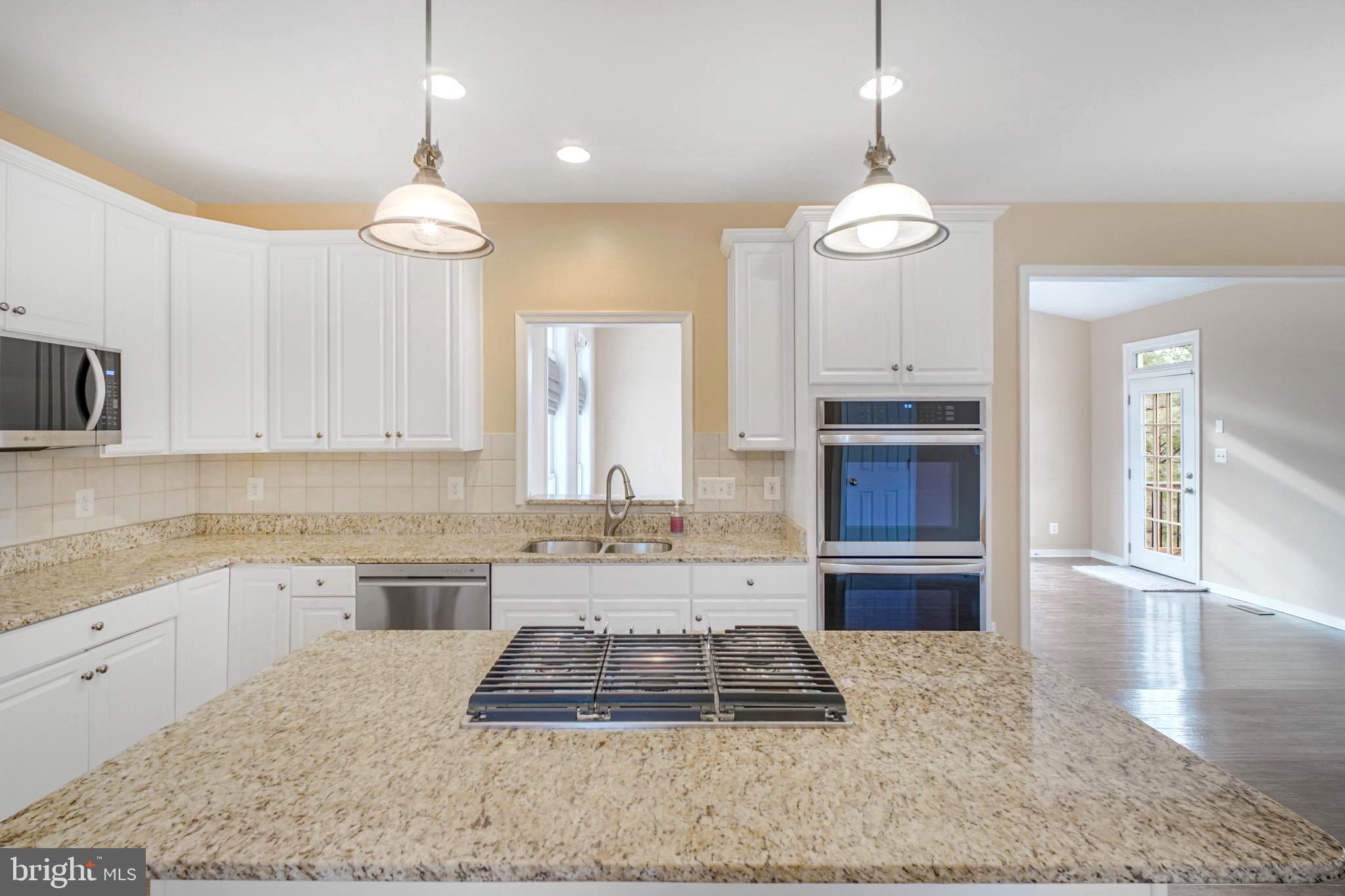 ROYAL OAKS - Residential