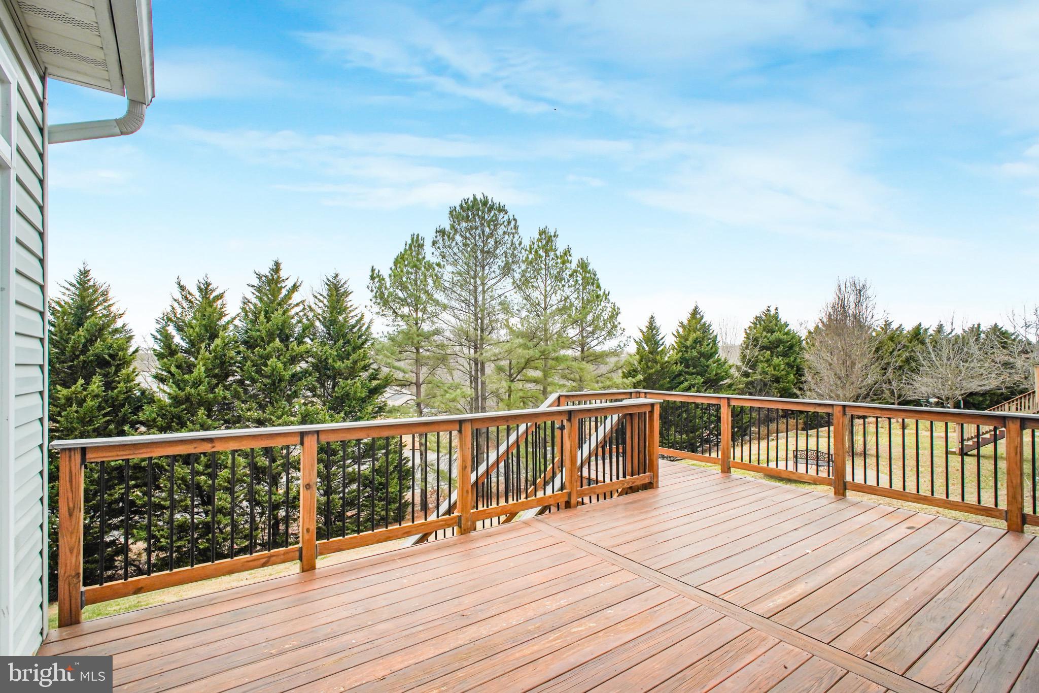 ROYAL OAKS - Residential