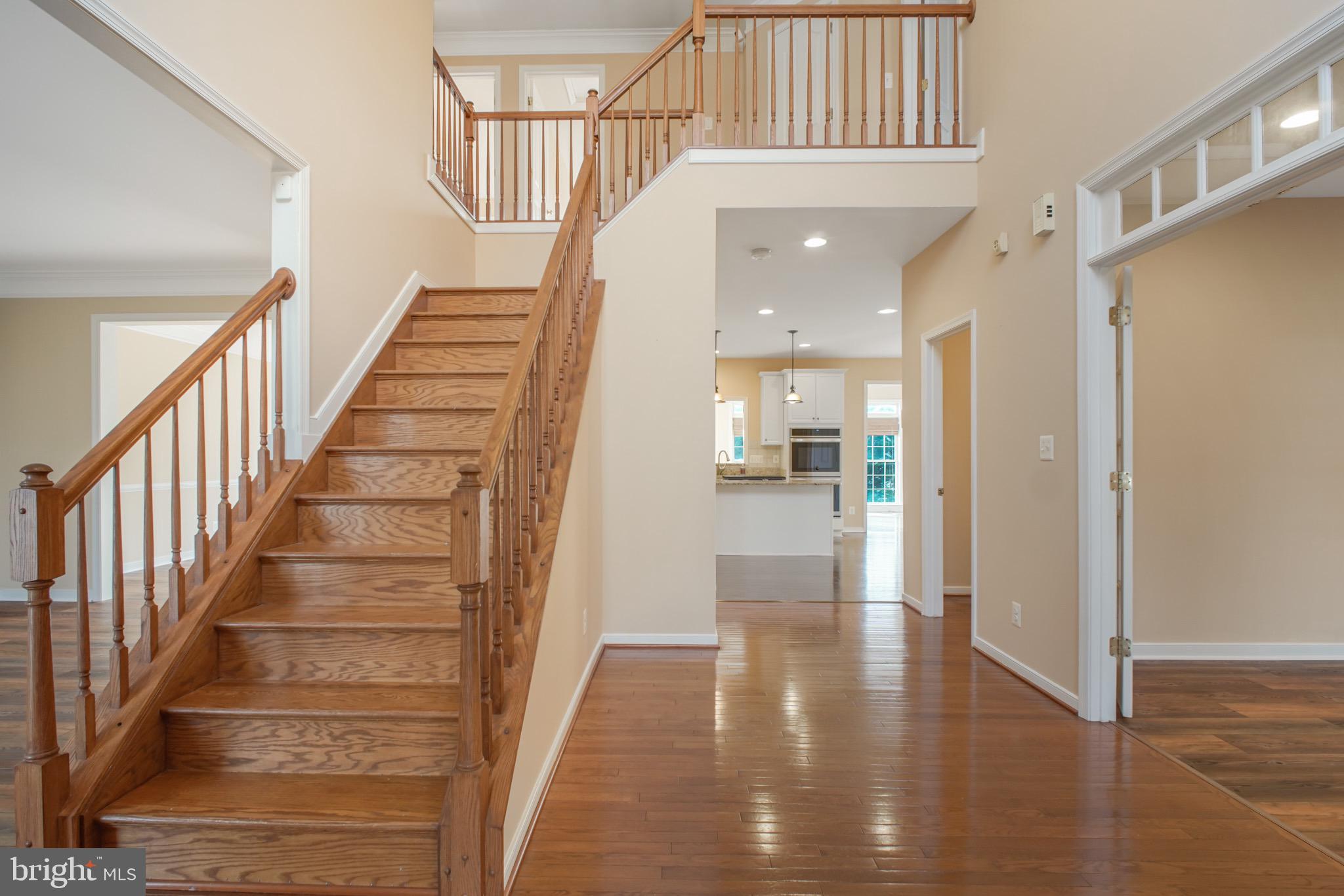 ROYAL OAKS - Residential