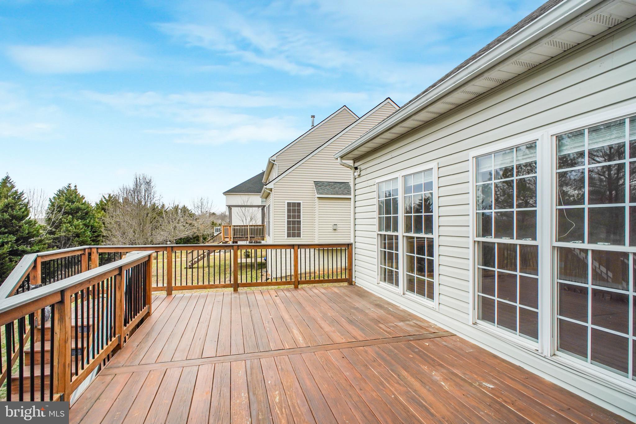 ROYAL OAKS - Residential