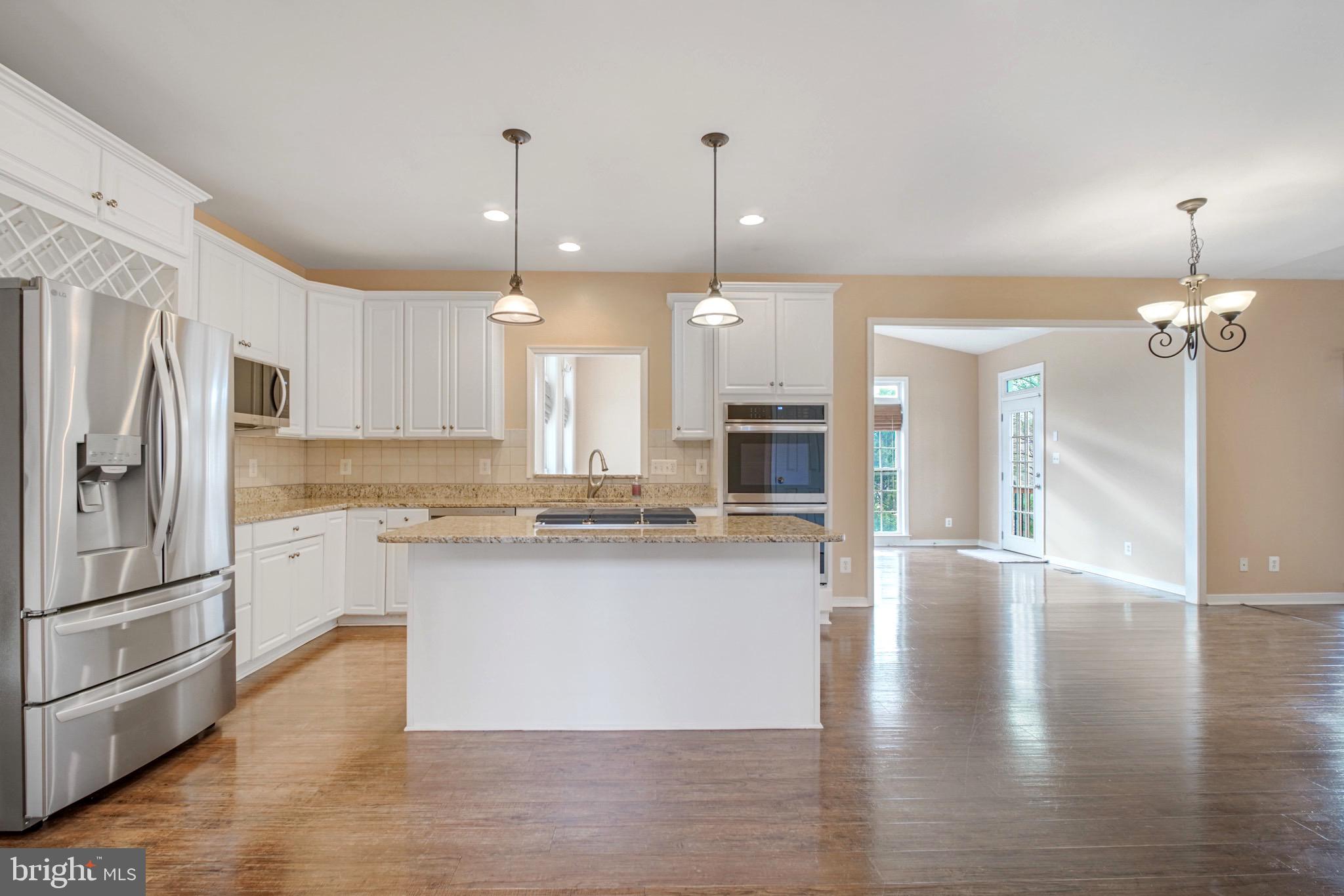 ROYAL OAKS - Residential