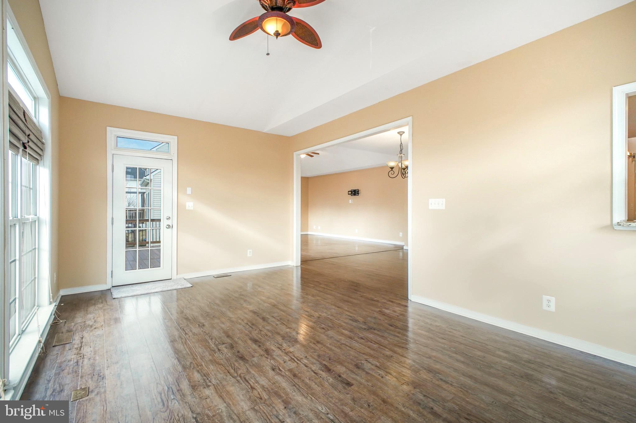 ROYAL OAKS - Residential