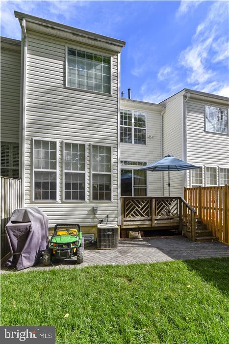 AUGUST WOODS - Residential