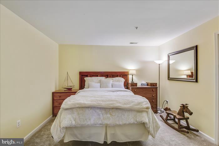 AUGUST WOODS - Residential