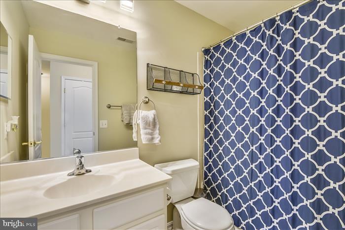 AUGUST WOODS - Residential