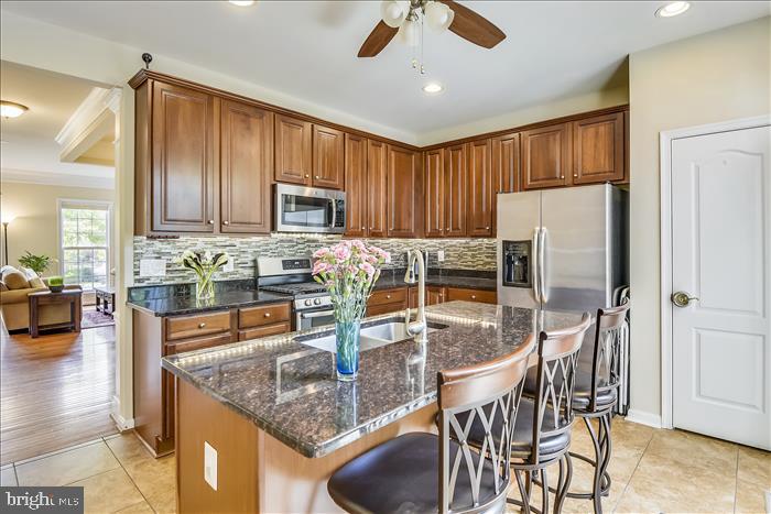 AUGUST WOODS - Residential