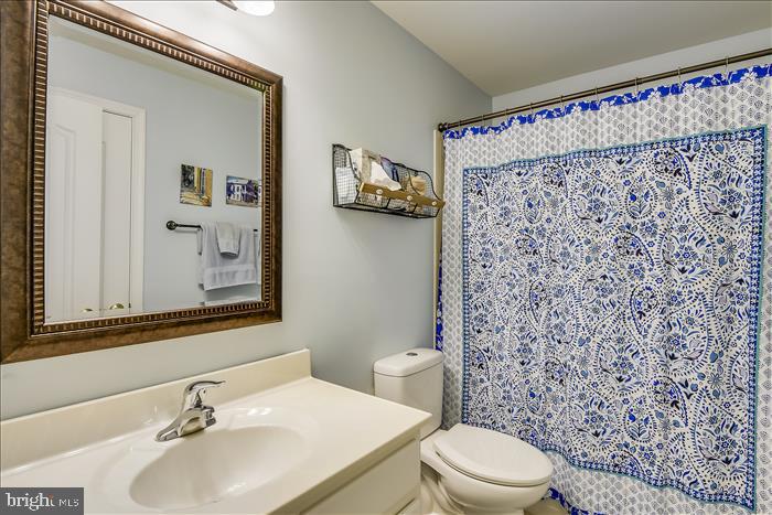 AUGUST WOODS - Residential