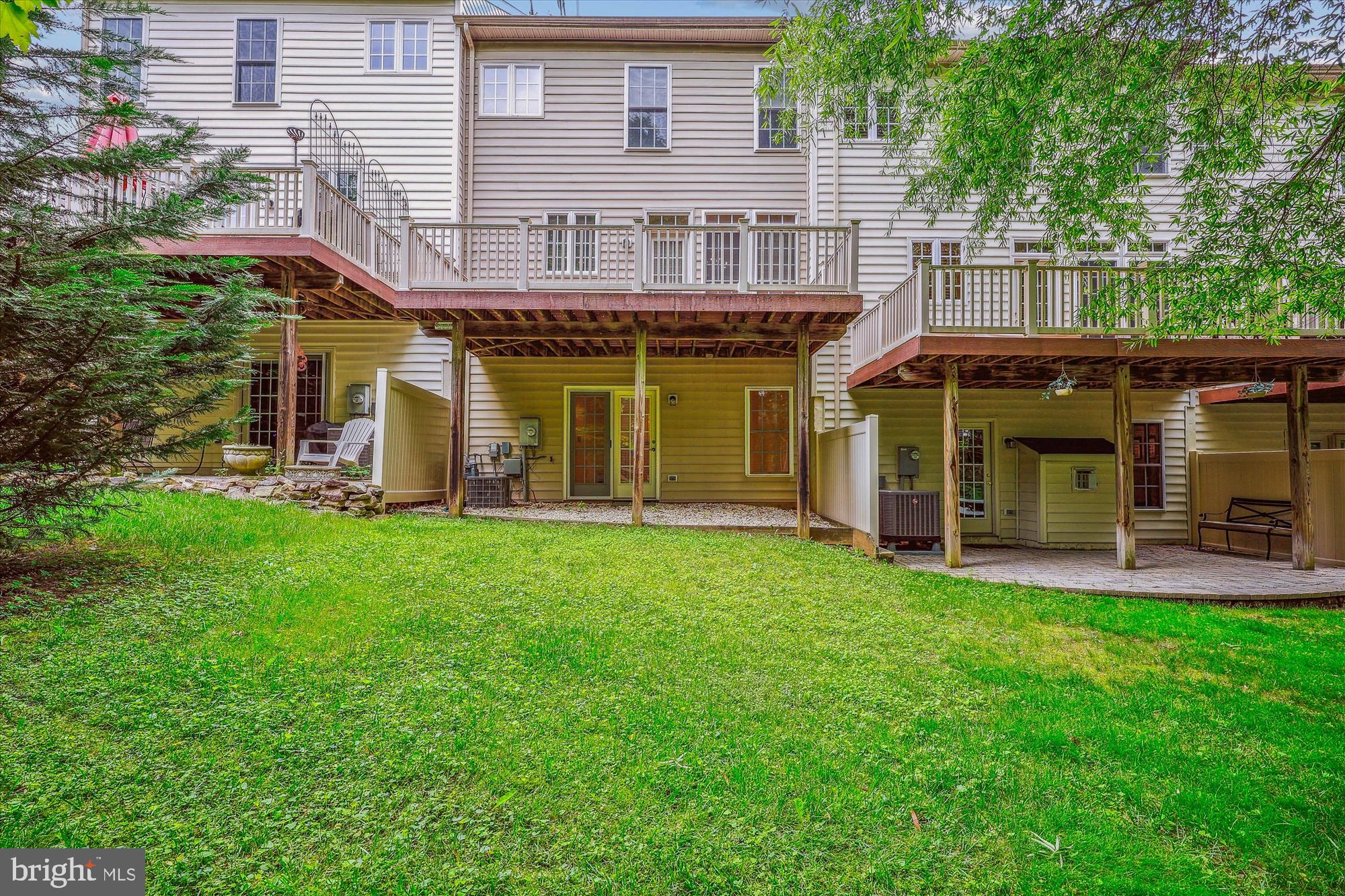 ASHLEY HOLLOW - Residential Lease