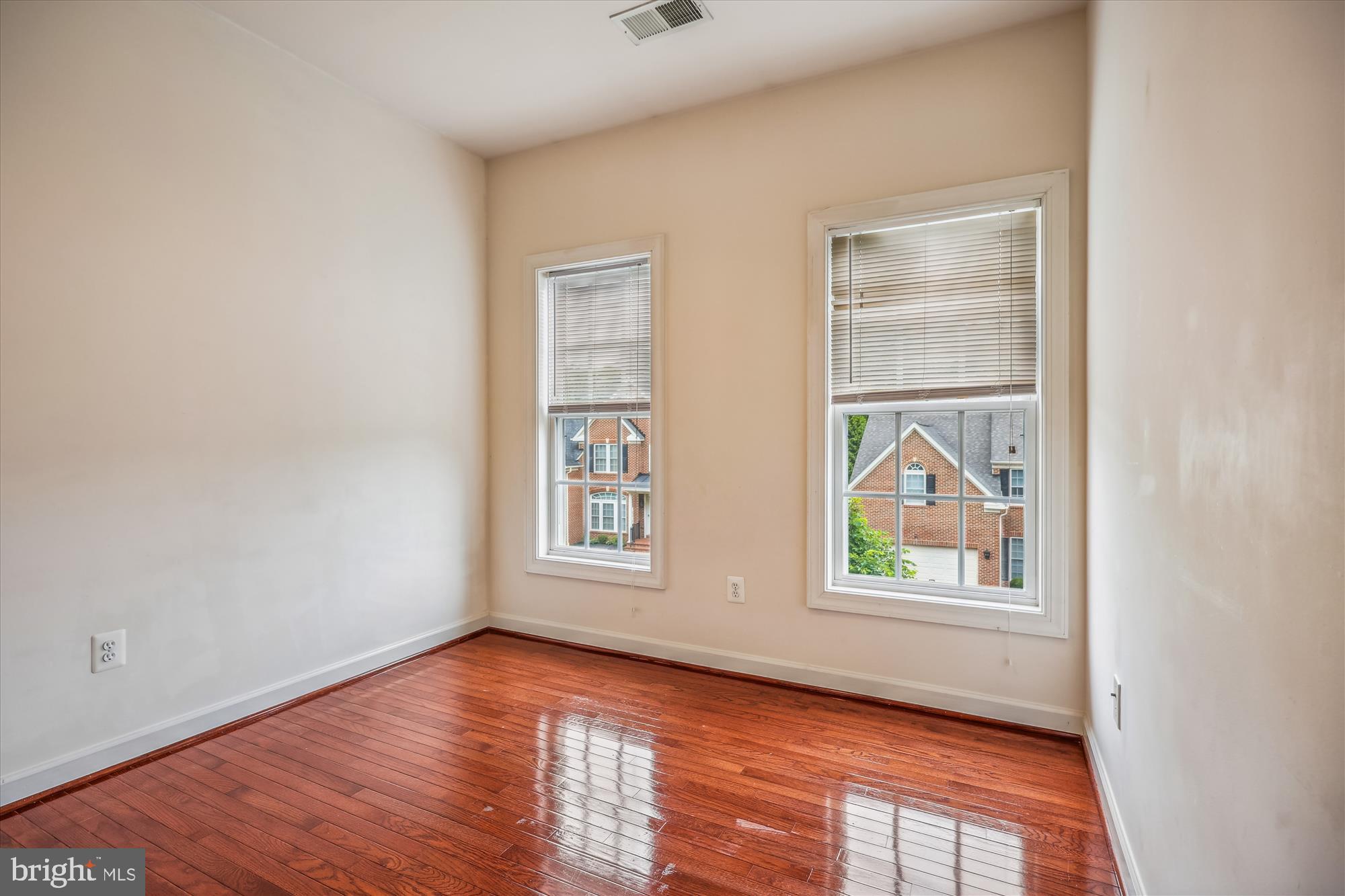 ASHLEY HOLLOW - Residential Lease