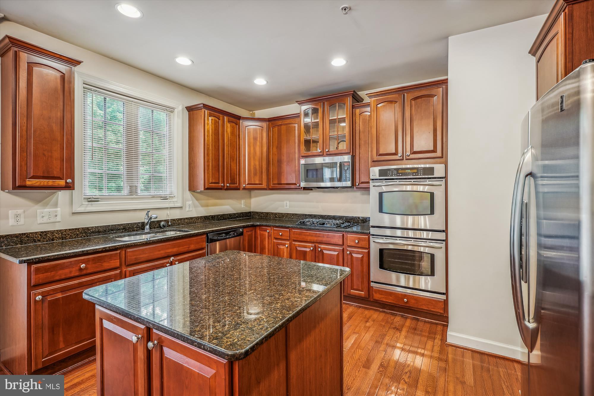 ASHLEY HOLLOW - Residential Lease