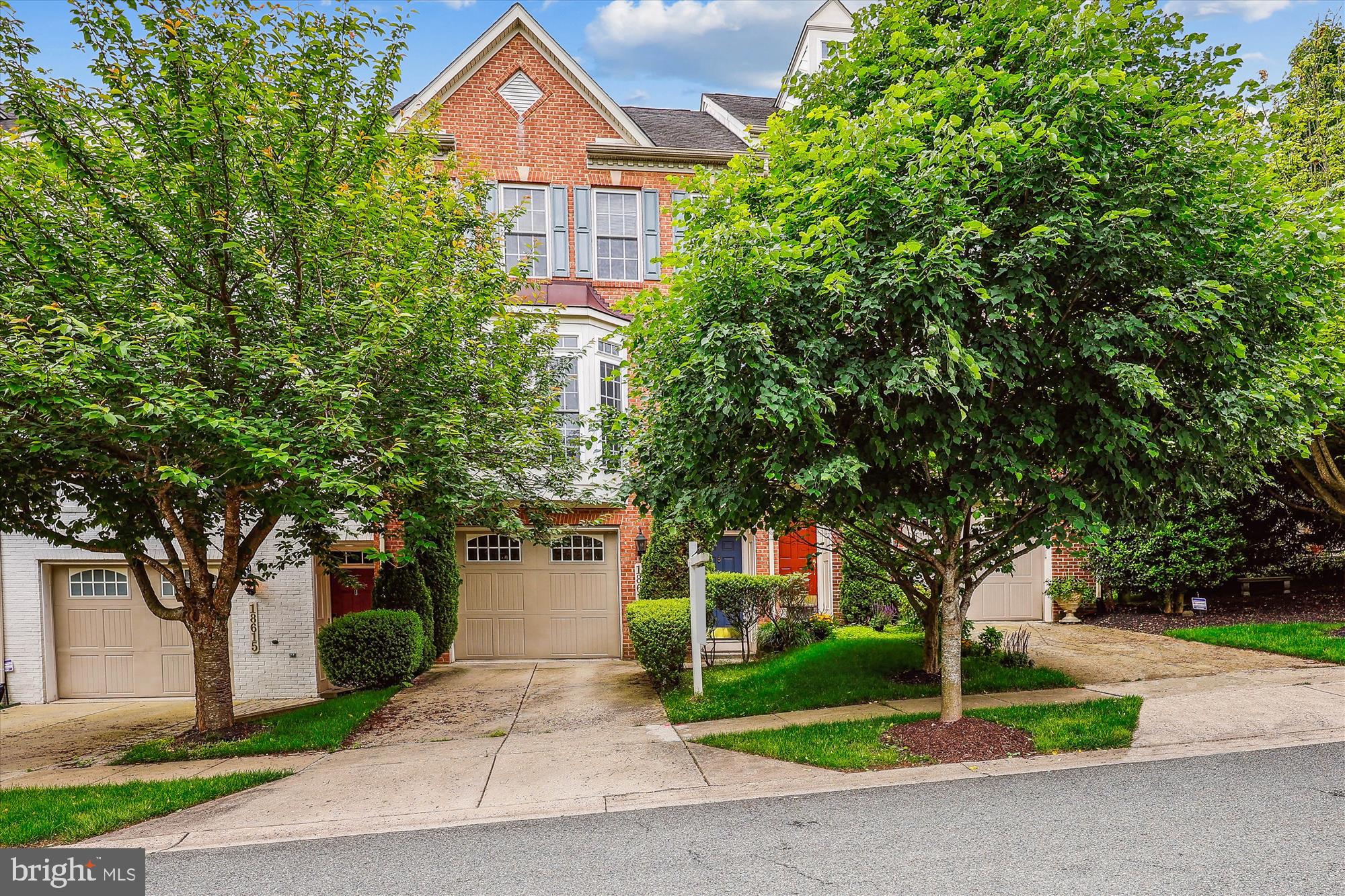 ASHLEY HOLLOW - Residential Lease