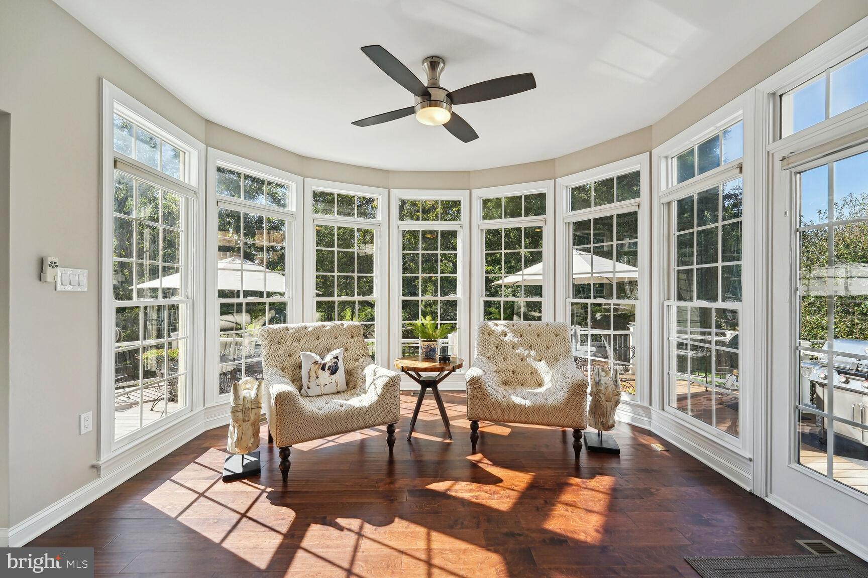 MANORS OF FOX MILL - Residential