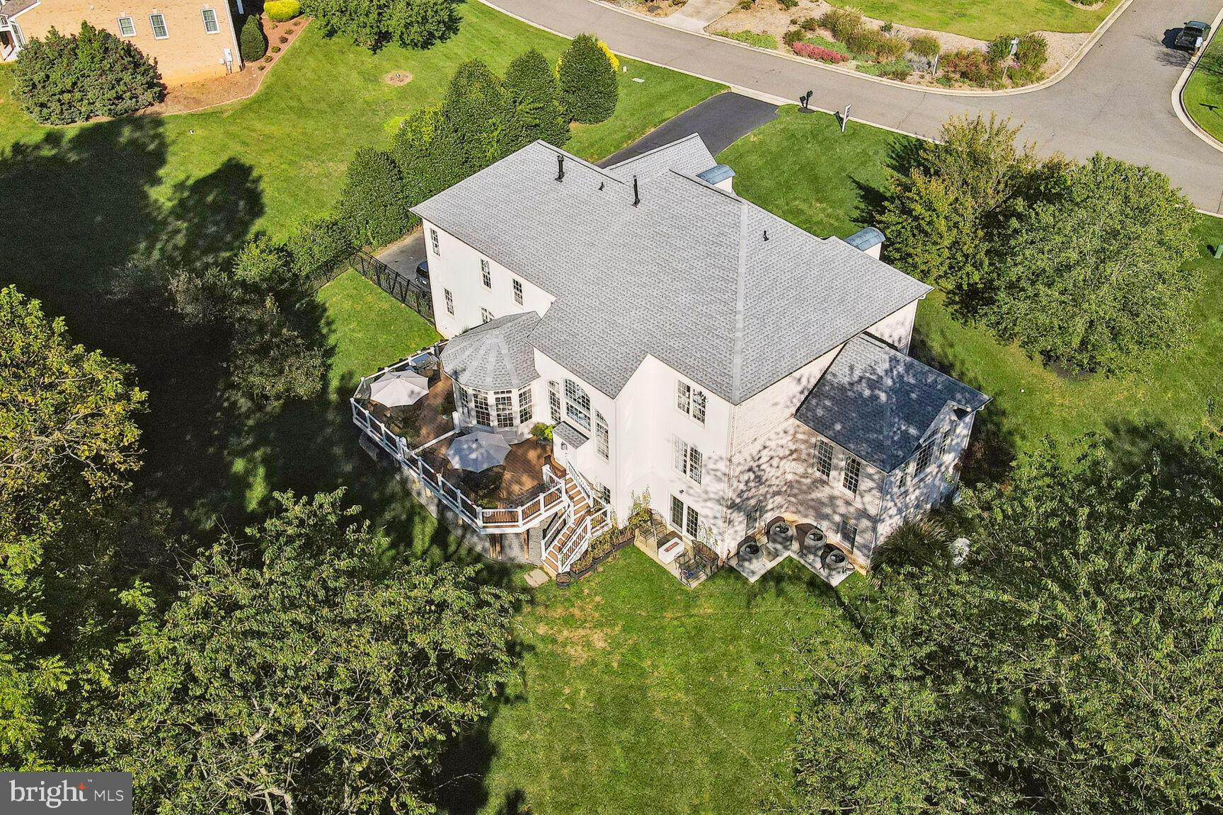 MANORS OF FOX MILL - Residential