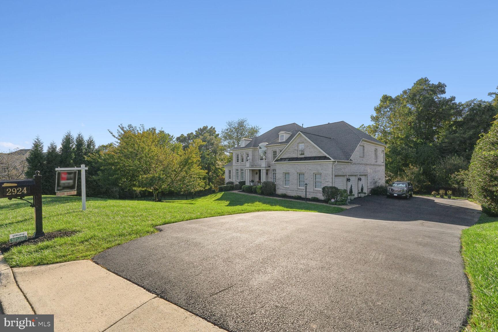 MANORS OF FOX MILL - Residential