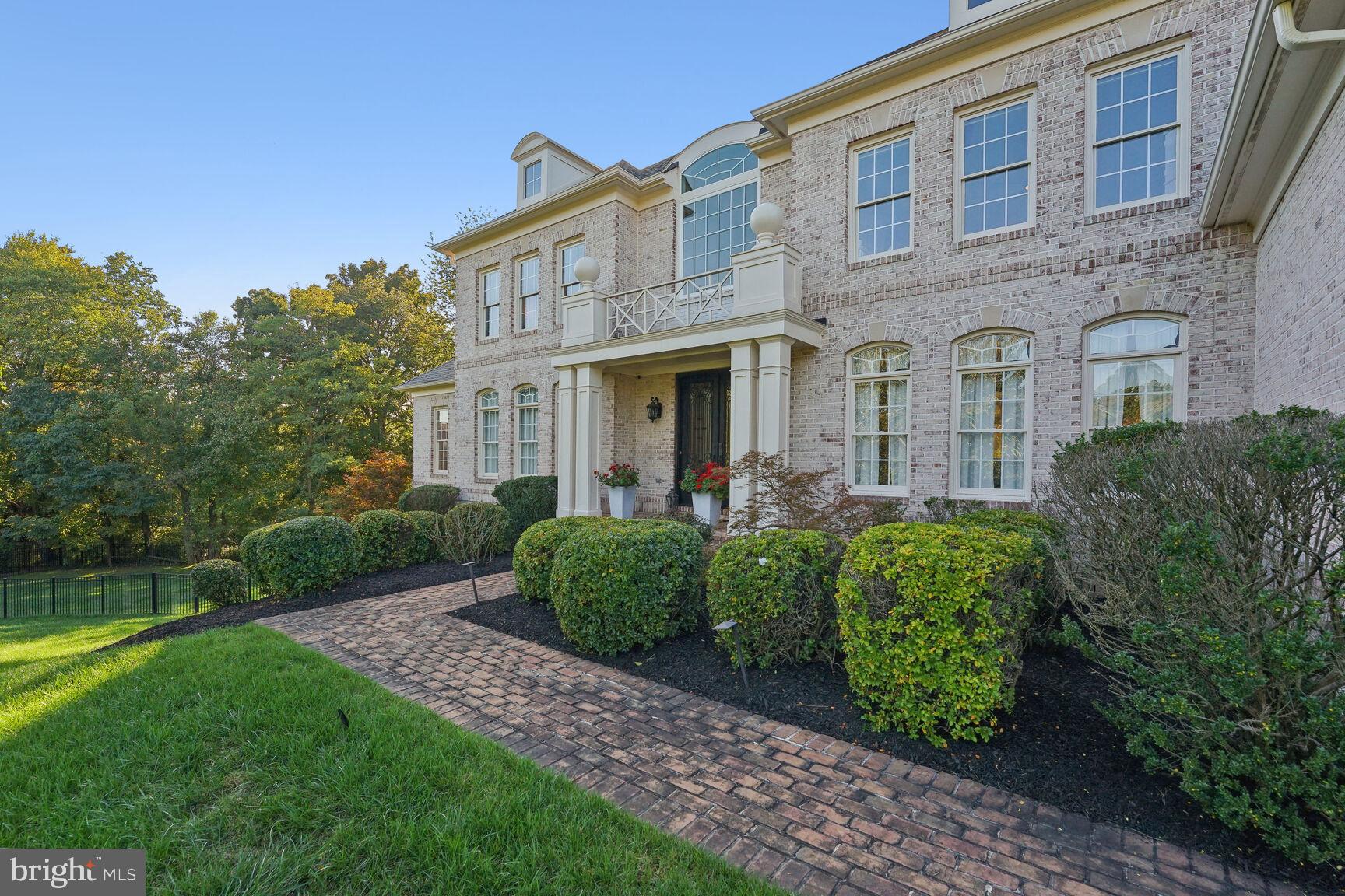 MANORS OF FOX MILL - Residential