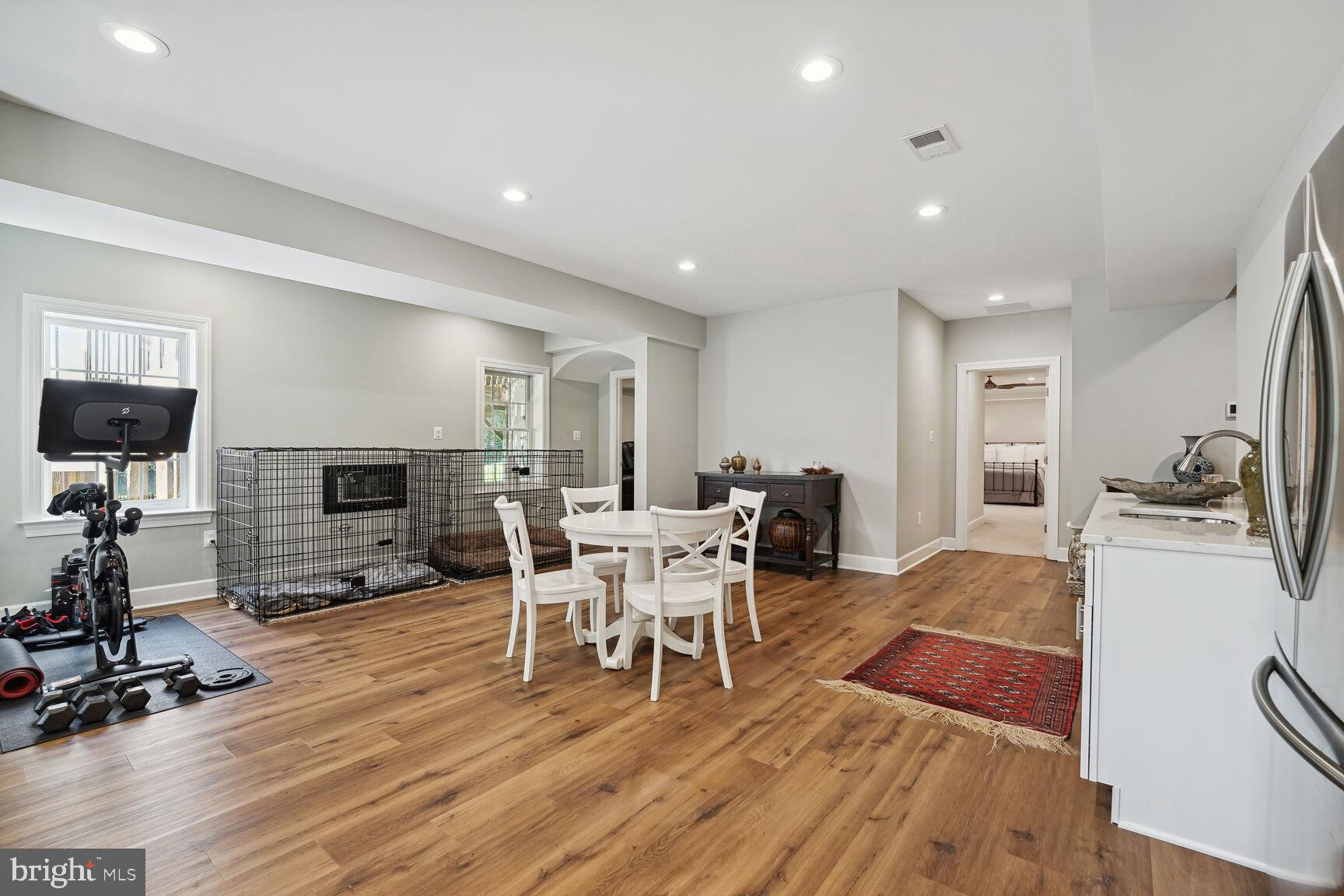 MANORS OF FOX MILL - Residential