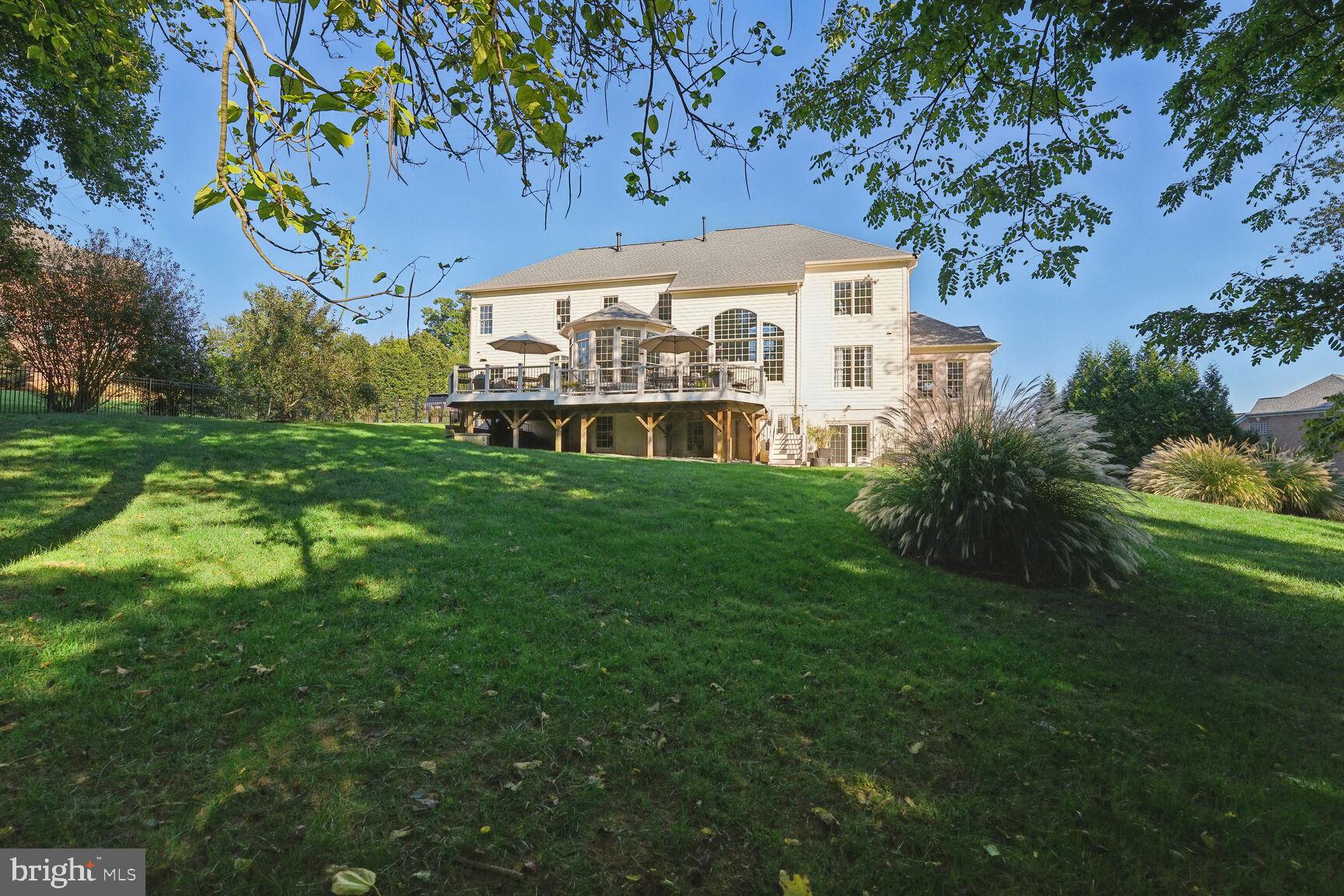 MANORS OF FOX MILL - Residential