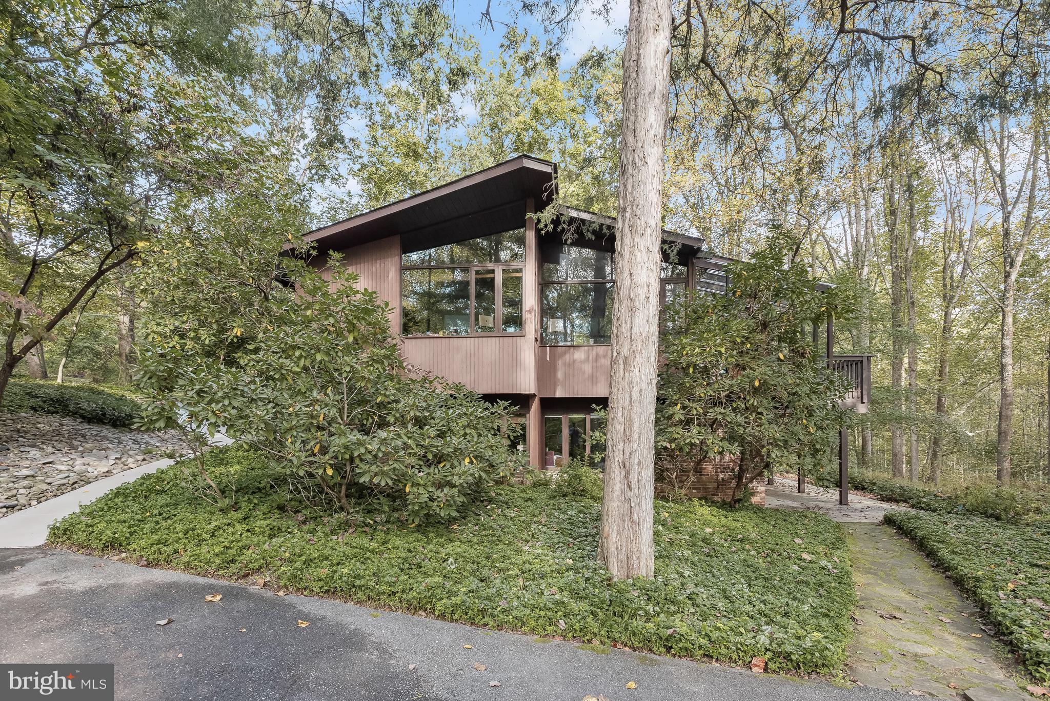 BRADFORDS REST - Residential