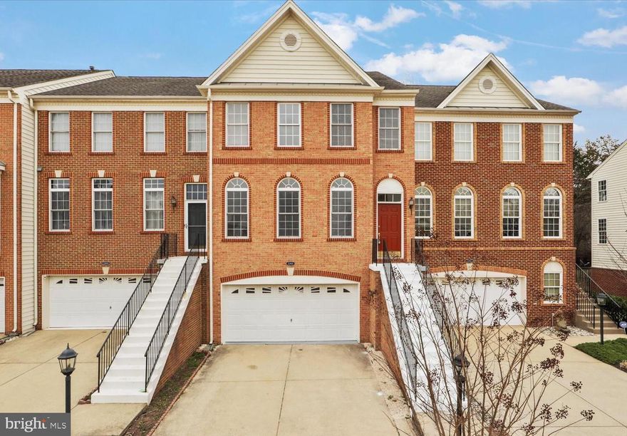 Beautiful 3 Bedroom, 2.5 Bathroom  2 Car Garage Town Home in sought after Loudoun Valley Estates Meadows. Bright & open floor plan.  Freshly painted & new LVP flooring on the lower level. Newer Refrigerator, Microwave Oven & Dishwasher.  Hardwood floors on the main level, Corian Countertops in the Kitchen. Large  Master bedroom with two walk-in Closets. Bedroom level washer & Dryer. Large rec room with walkout to the backyard. NO PETS PLEASE.