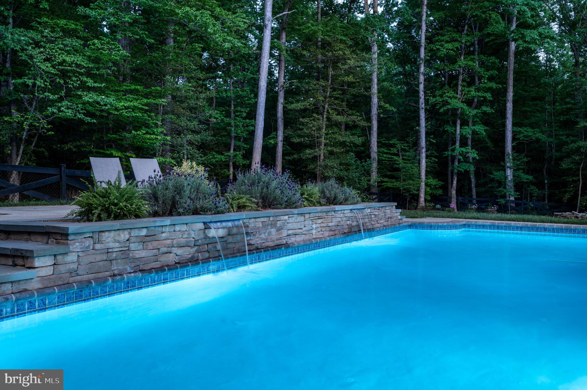 SERENITY WOODS - Residential