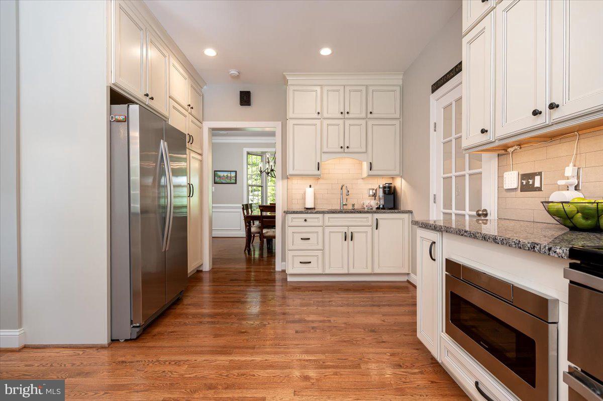 SERENITY WOODS - Residential