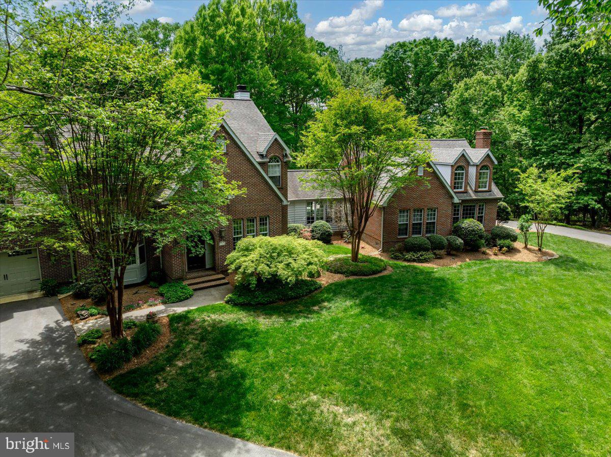 SERENITY WOODS - Residential