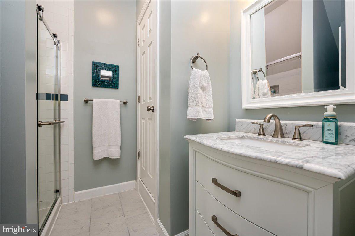 SERENITY WOODS - Residential