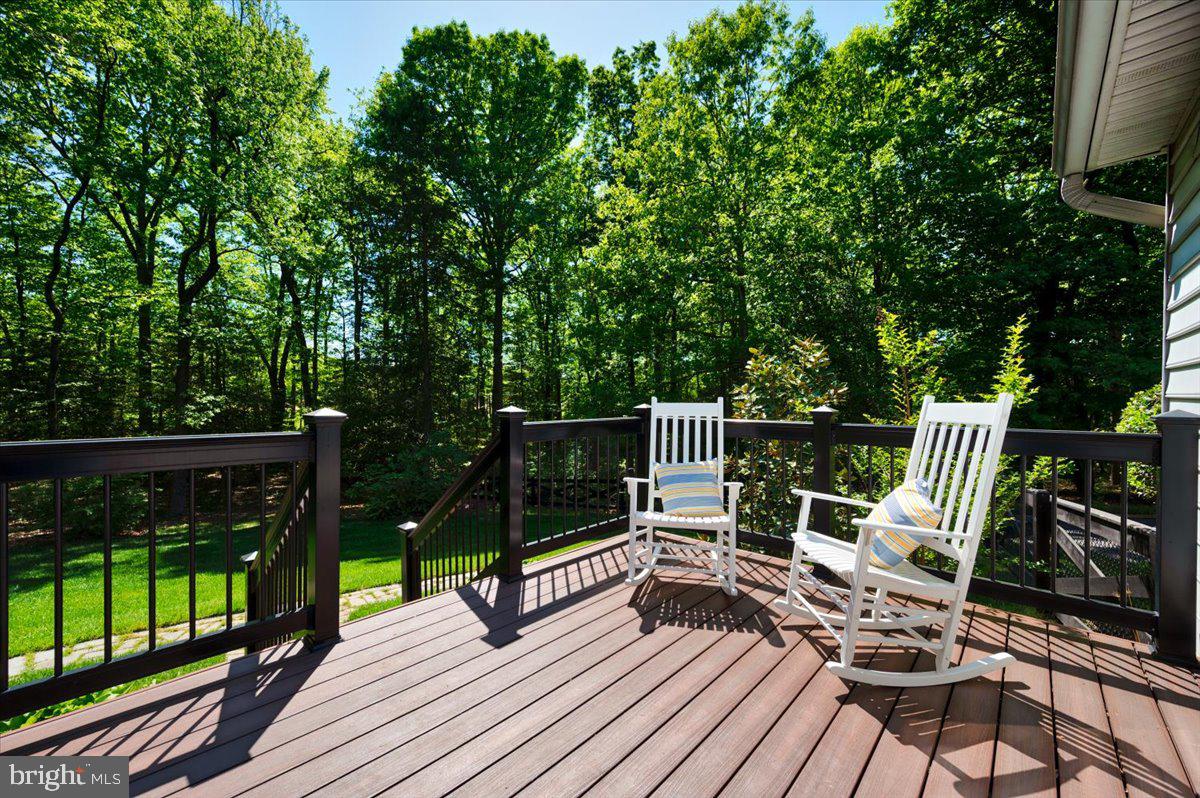 SERENITY WOODS - Residential