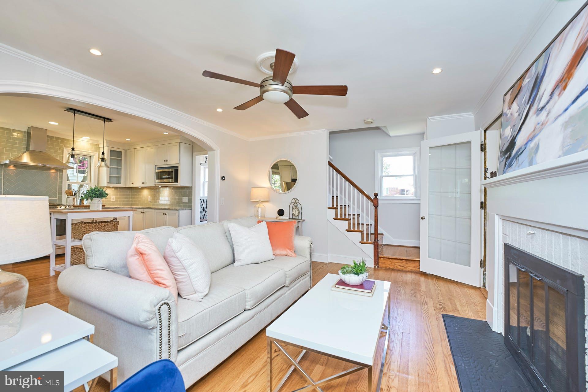 CLARENDON - Residential Lease