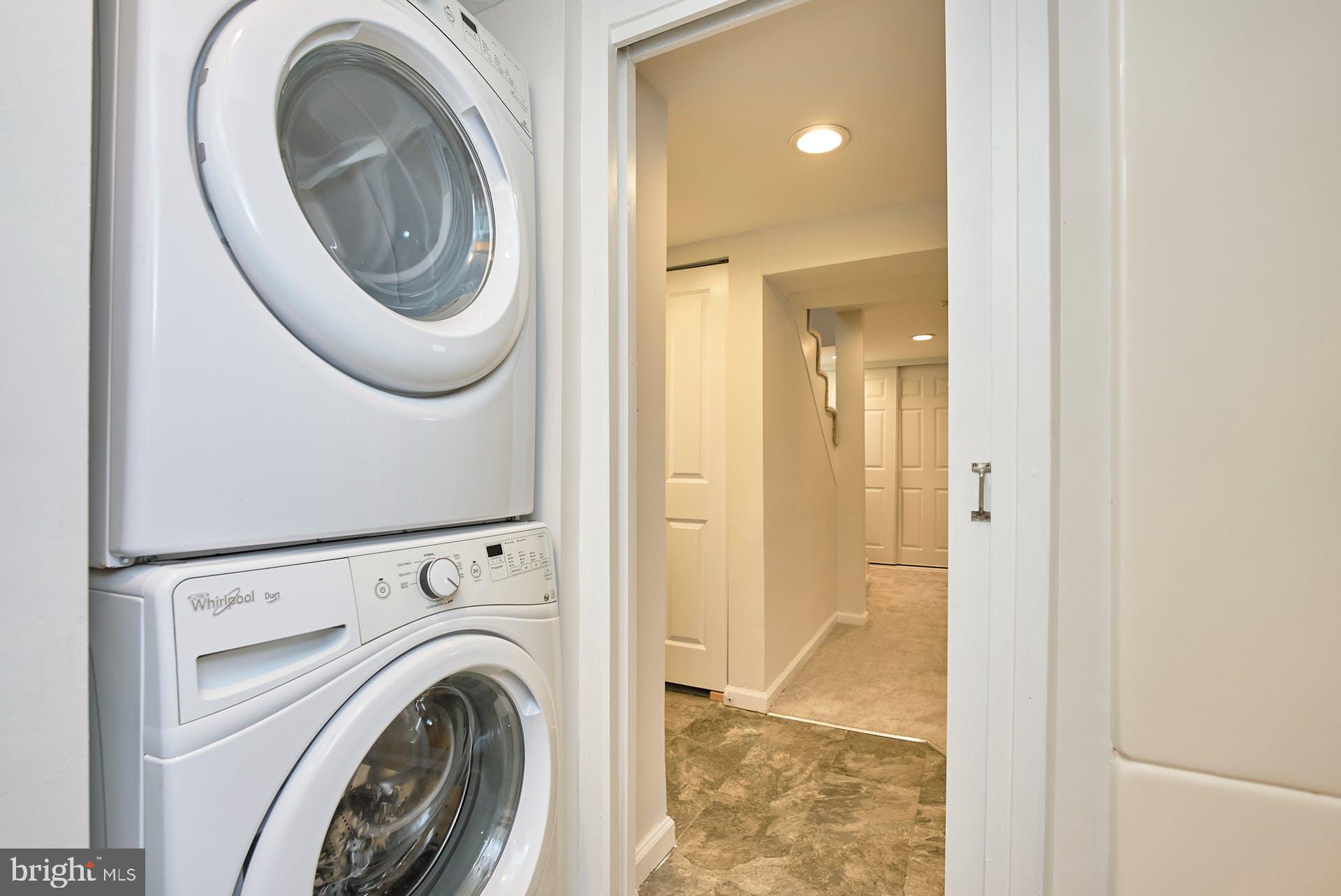 CLARENDON - Residential Lease